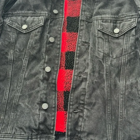 Old Navy Denim jacket - Picture 9 of 15